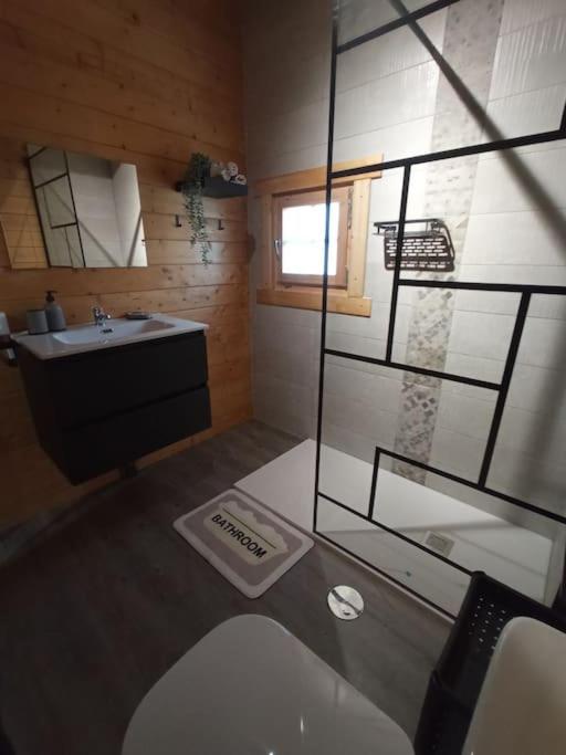 Casa de madera muy acogedora en una zona tranquila - Casa de 2 dormitorios - 8