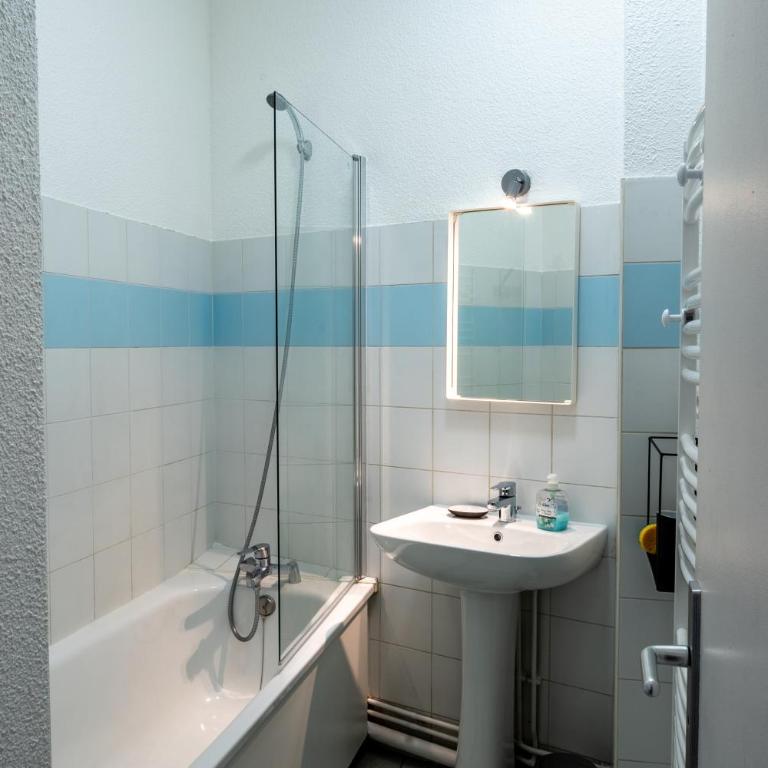 RESIDENCE SERENITY Lourdes - Appartement 2 Chambres avec Balcon - 11