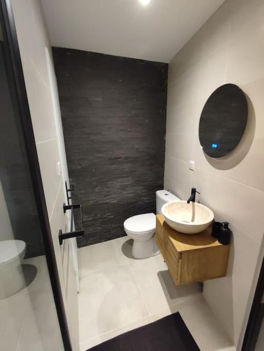 TheSecret 8 couchages, Sanctuaires et gare 5mn Climatisé , salle de sport terasse - Appartement 2 Chambres - 15