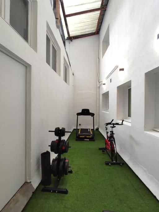 TheSecret 8 couchages, Sanctuaires et gare 5mn Climatisé , salle de sport terasse - Appartement 2 Chambres - 10