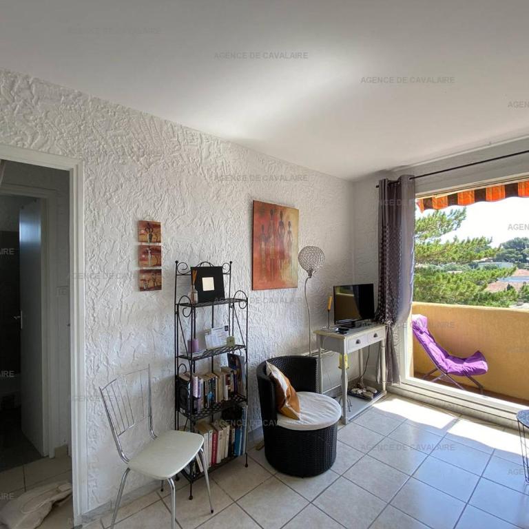 Appartement avec balcon, proche commerces et plages - FR-1-100-309 - Appartement - 3