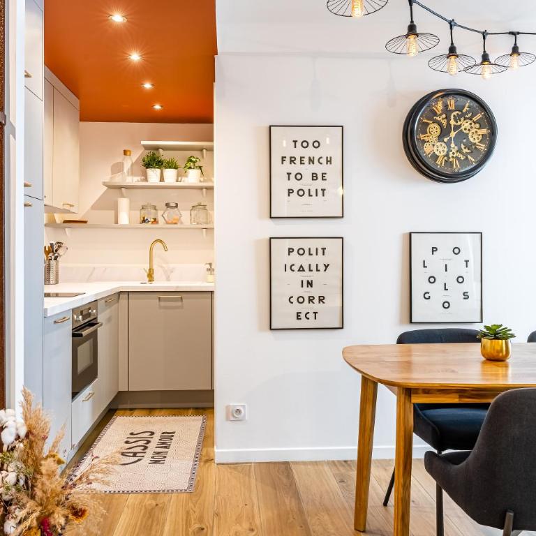 Plein centre avec "PARKING PRIVE" - Appartement 1 Chambre - 5