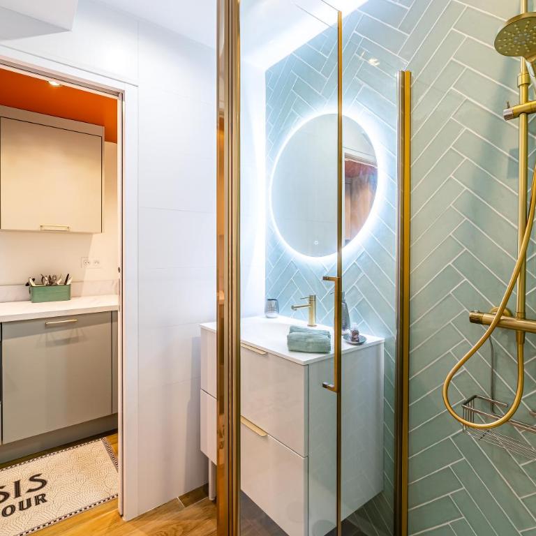 Plein centre avec "PARKING PRIVE" - Appartement 1 Chambre - 6