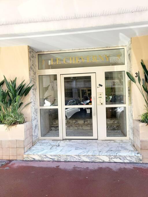 Apartment best position croisette martinez ! 150m from the beach completely renovated ! - Apartamento de 1 dormitorio - 34