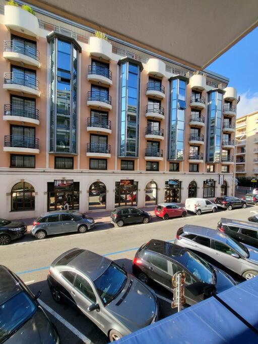 Apartment best position croisette martinez ! 150m from the beach completely renovated ! - Apartamento de 1 dormitorio - 35