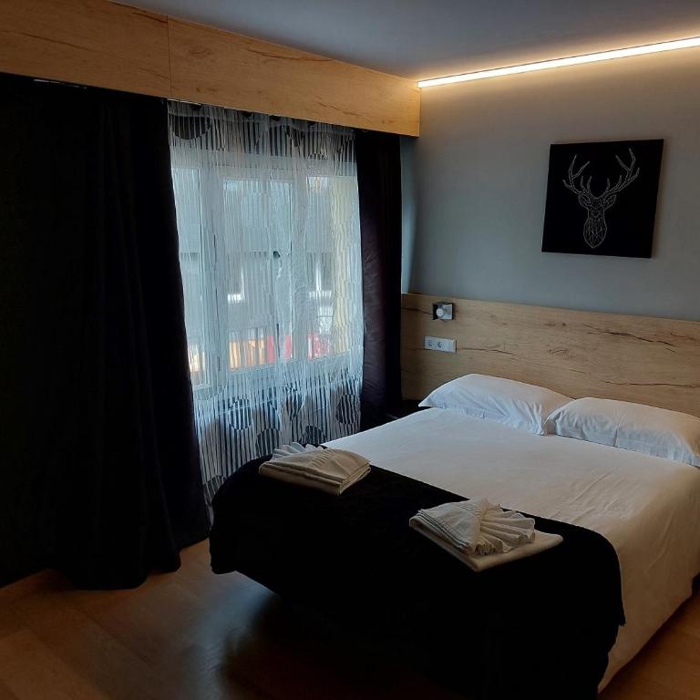 Hotel Mirtil - Habitación Doble Superior - 8