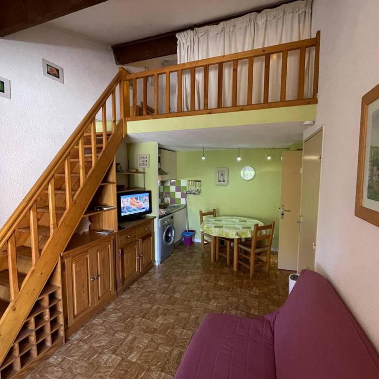 Charmant pavillon 2 pièces + mezzanine, 5 couchages, proche plage, terrasse, parking, animaux admis - FR-1-106-93 - Villa - 3