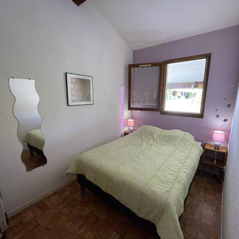 Charmant pavillon 2 pièces + mezzanine, 5 couchages, proche plage, terrasse, parking, animaux admis - FR-1-106-93 - Villa - 7