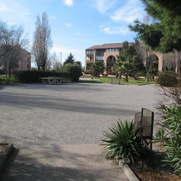 Charmant pavillon 2 pièces + mezzanine, 5 couchages, proche plage, terrasse, parking, animaux admis - FR-1-106-93 - Villa - 18