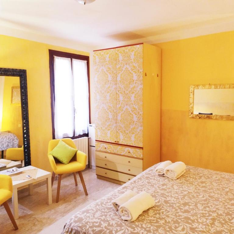 Zen Accommodations Rialto - Camera Matrimoniale con Bagno in Comune - 20