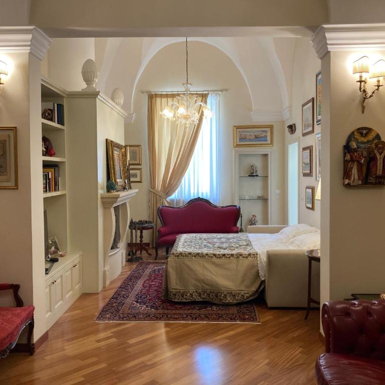B&B Ai Due Santi - Camera Matrimoniale con Bagno Privato - 1