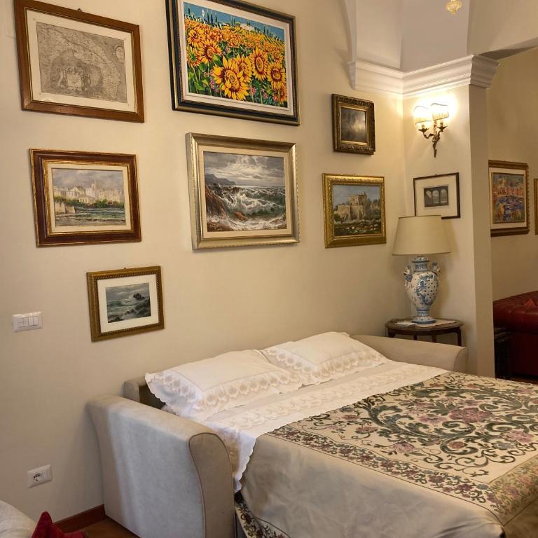 B&B Ai Due Santi - Camera Matrimoniale con Bagno Privato - 13