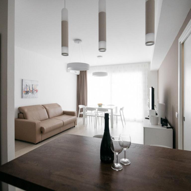 Diana - Taormina Minerva Luxury Apartment by Taormina Holidays - Two-Bedroom Apartment - 10