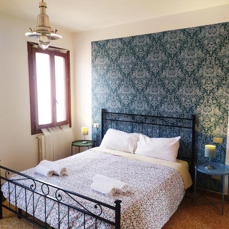 Two Steps from Rialto - Camera Matrimoniale con Bagno in Comune - 19