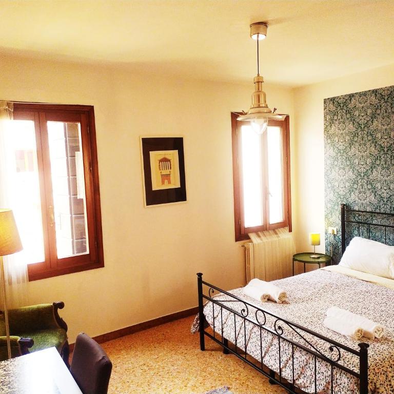 Two Steps from Rialto - Camera Matrimoniale con Bagno in Comune - 4