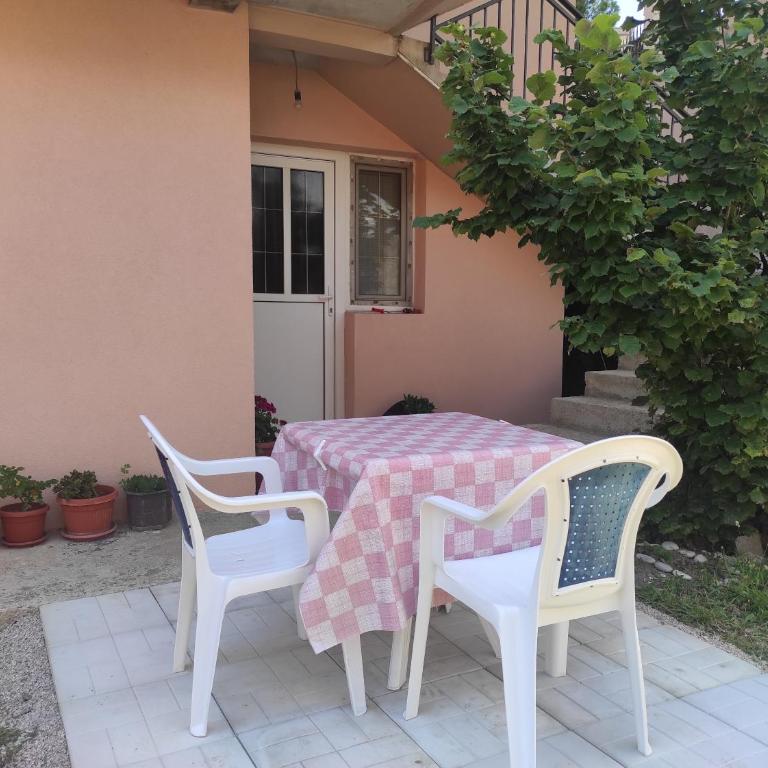 Apartmani Vujicic - Apartment - Ground Floor - 5