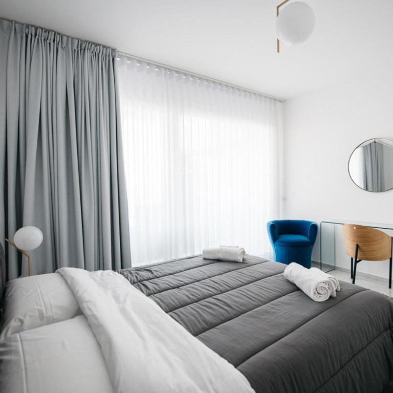Taormina Art Apartment by Taormina Holidays - Two-Bedroom Apartment - 12