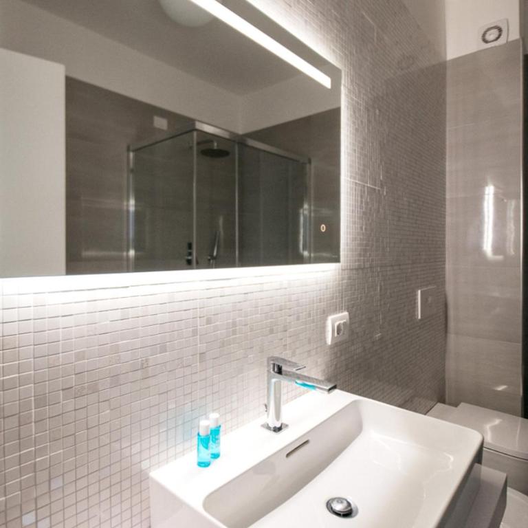 Taormina Art Apartment by Taormina Holidays - Two-Bedroom Apartment - 17