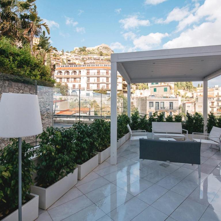 Taormina Art Apartment by Taormina Holidays - Two-Bedroom Apartment - 4