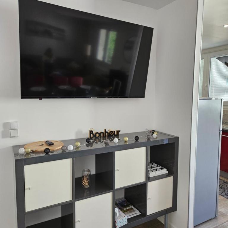 Chez Louise, Appartement T3 à deux pas du centre - Apartamento de 2 dormitorios - 9