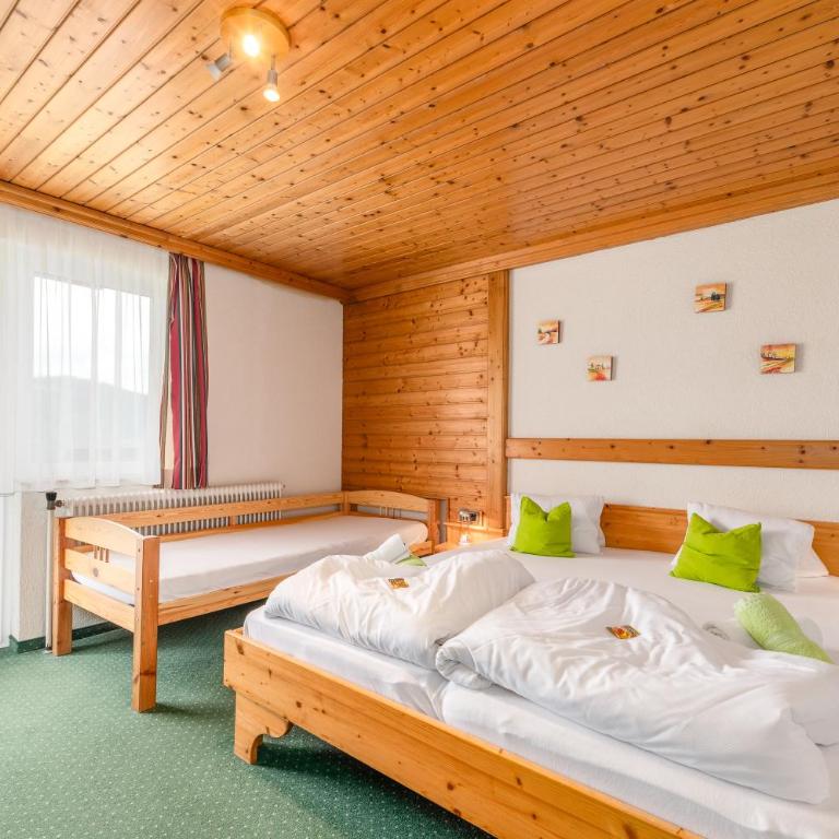 Panoramahotel Stocker - Familienzimmer - 11