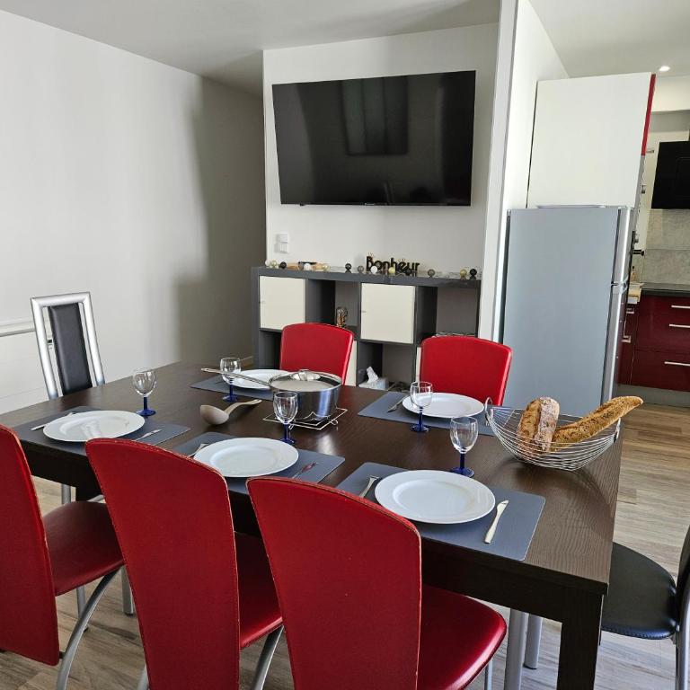 Chez Louise, Appartement T3 à deux pas du centre - Apartamento de 2 dormitorios - 4