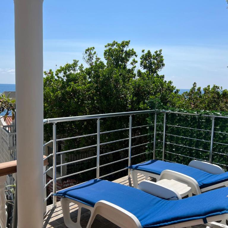 Azzure Apartment - Apartment with Terrace - 9