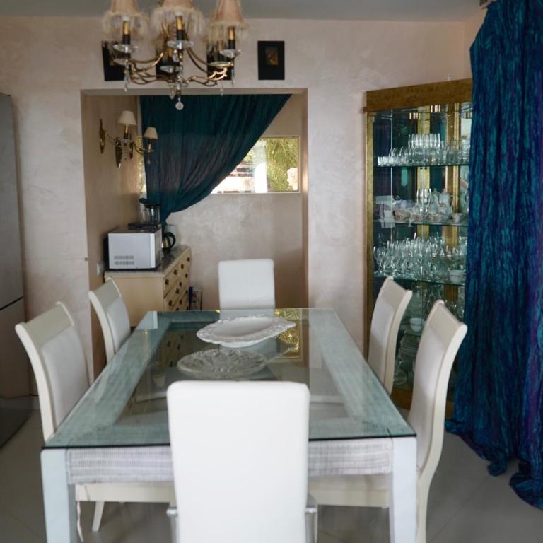 Villa Aleandra con Maravillosas Vistas al mar! - Casa - 13