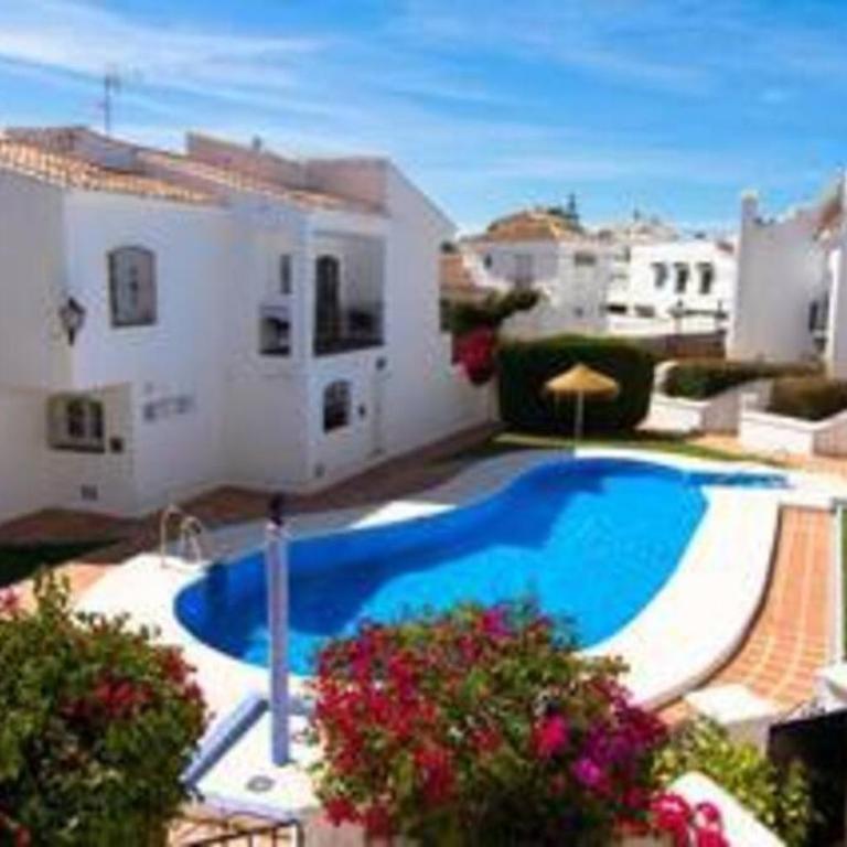 Los Pinos 15 Nerjarent - Apartamento de 2 dormitorios - 2