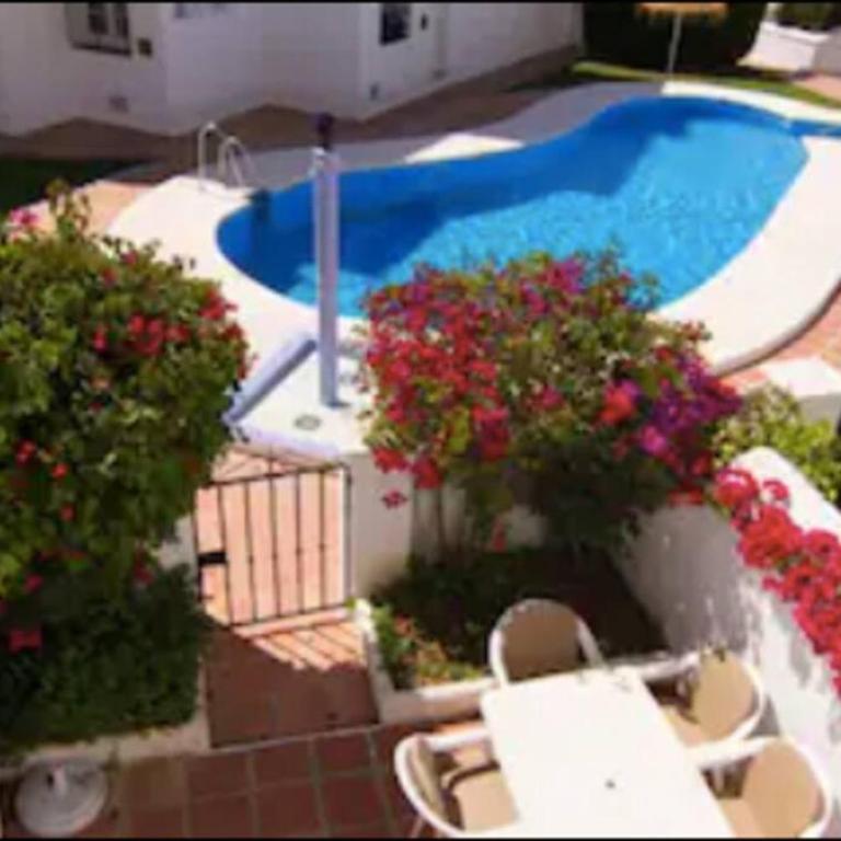 Los Pinos 15 Nerjarent - Apartamento de 2 dormitorios - 4