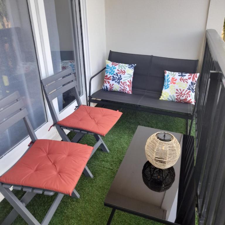 Appartement T2 avec balcon refait à neuf - Appartamento con 1 Camera da Letto - 8