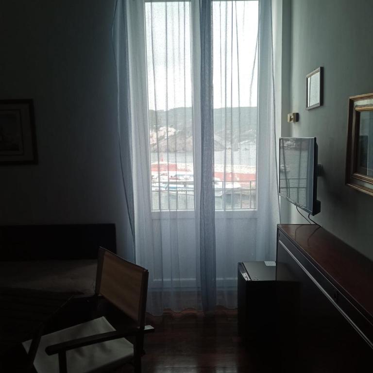 Al Mari Suites - Camera Matrimoniale con Balcone - 3
