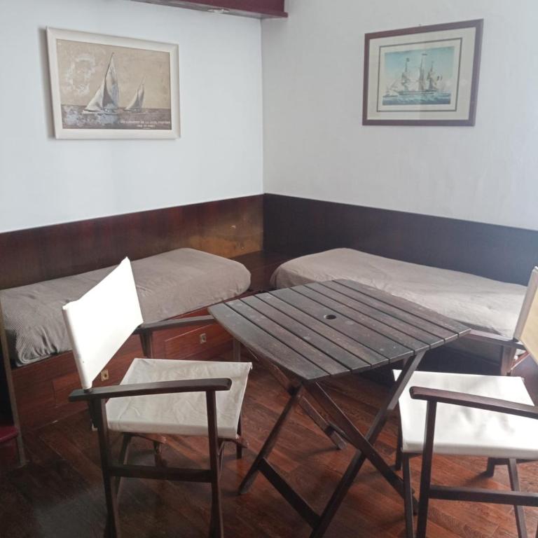Al Mari Suites - Camera Matrimoniale con Balcone - 6