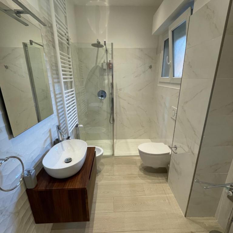 B&B San Luca - Camera Matrimoniale con Bagno Privato - 7