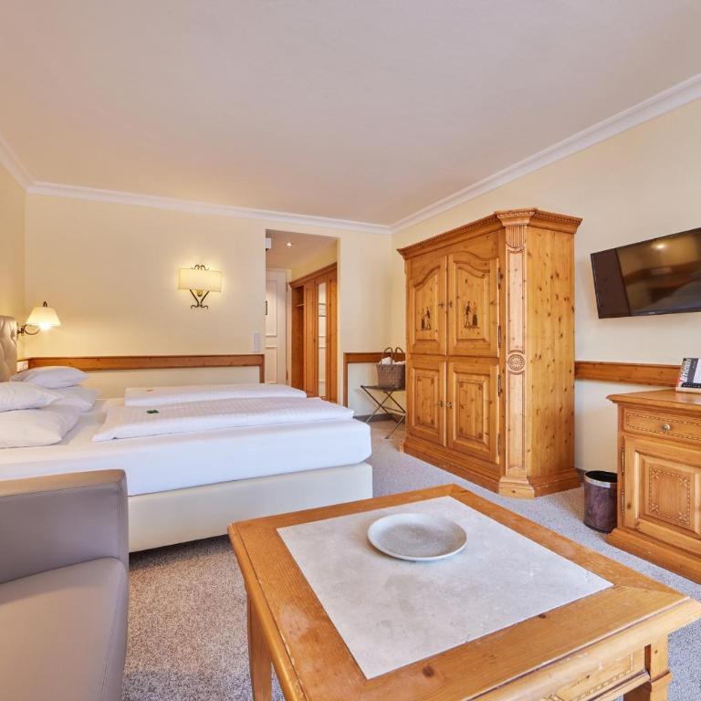 Hotel Zugspitze - Comfort Doppelzimmer - 8