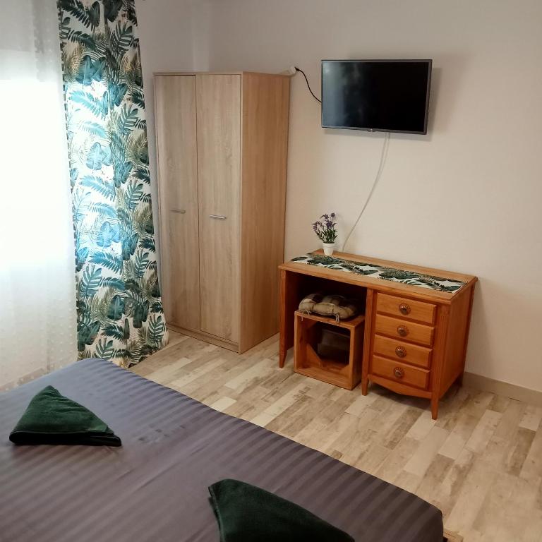 Sweet dreams - Double Room with Private Bathroom - 11