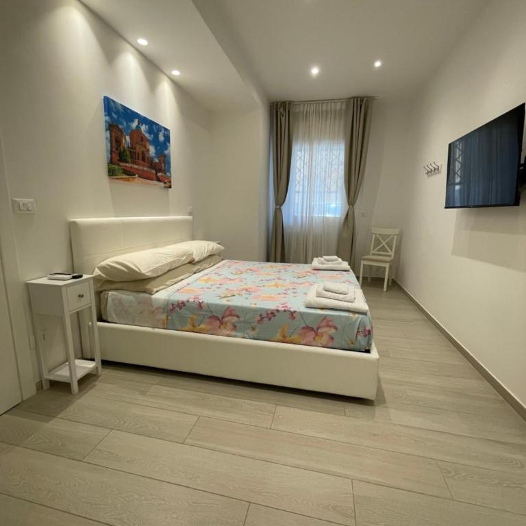 B&B San Luca - Camera Matrimoniale con Bagno Privato - 1