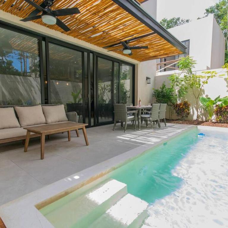 Beautiful 4BR, Up to 8 Guests, Private Pool, 10 min to Beach - Four-Bedroom House - 33