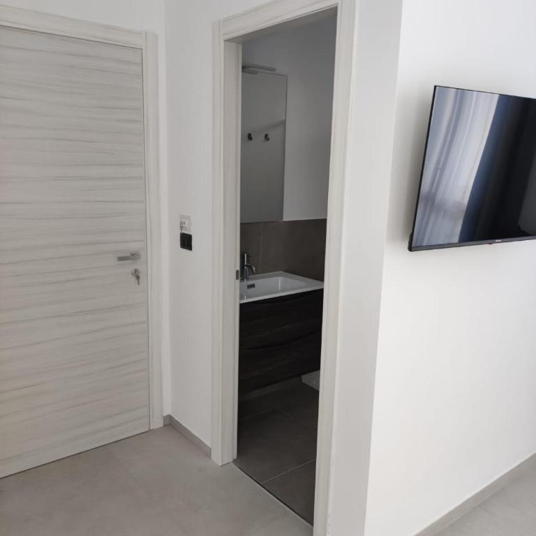 Villa Rita Apartament & Rooms - Camera Tripla - 15