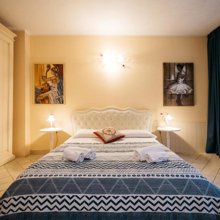 Taormina Casa Althea & Elite Apartments - Taormina Holidays - Three-Bedroom Apartment with Terrace (6 Adults) - 23