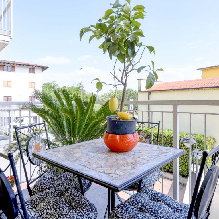 casetta giù al lago - Two-Bedroom Apartment - 21