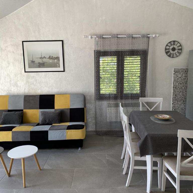 Lux Boka Sea View apartment - Two-Bedroom Apartment - 16
