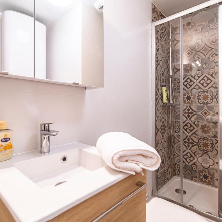 ExploreReims - California Dream studio proche gare/centre - Appartement 1 Chambre - 25