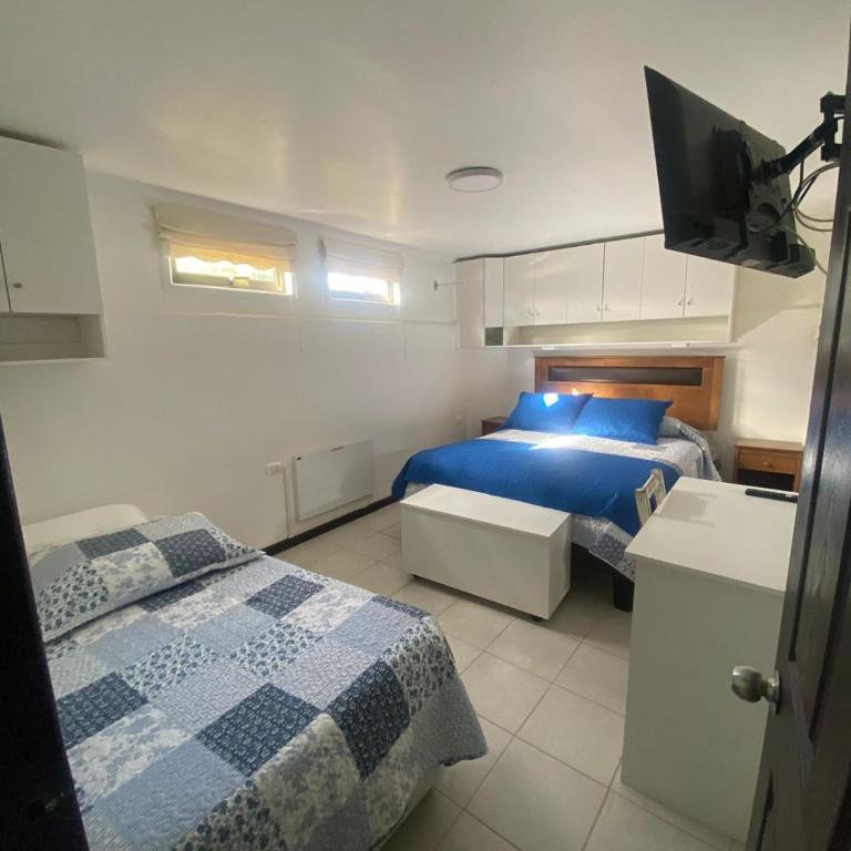 Hostal Florecer - Triple Room with Private Bathroom - 1