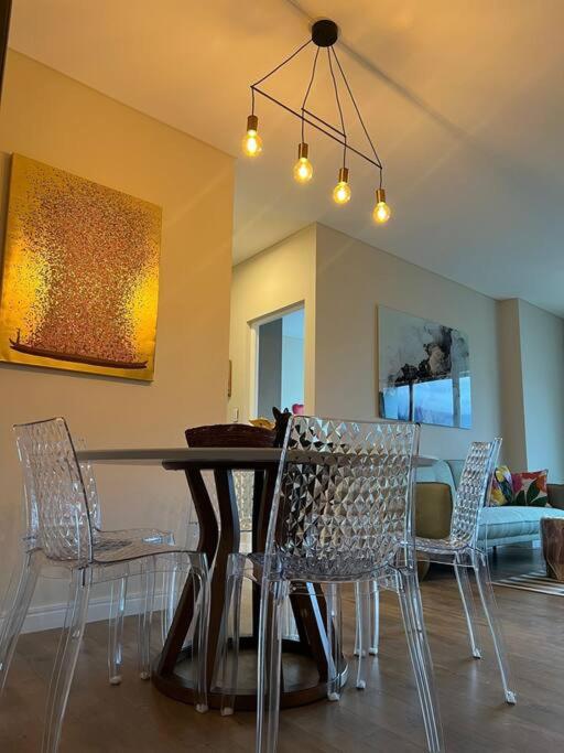 Depto a estrenar increíble vista 180º Cocha - Two-Bedroom Apartment - 5