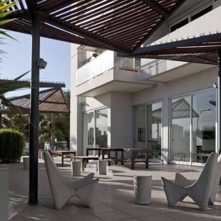 Departamento con seguridad 24hs, gym y pileta! - Apartamento de 1 dormitorio - 4