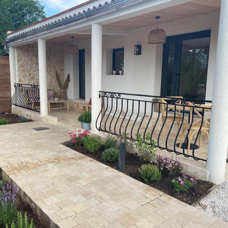 Villa La Carpenée - Maisonnette - 12
