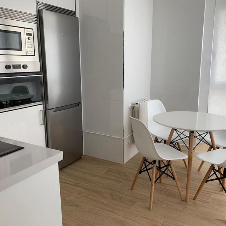 Apartamento Los Nardos - Two-Bedroom Apartment - 15