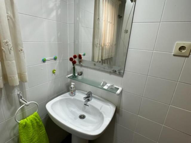 Excelente ubicacion con vistas al mar - Four-Bedroom Apartment - 6