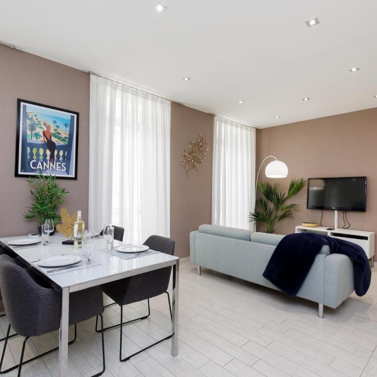 beautiful 3 room-flat near palais - Two-Bedroom Apartment - 1
